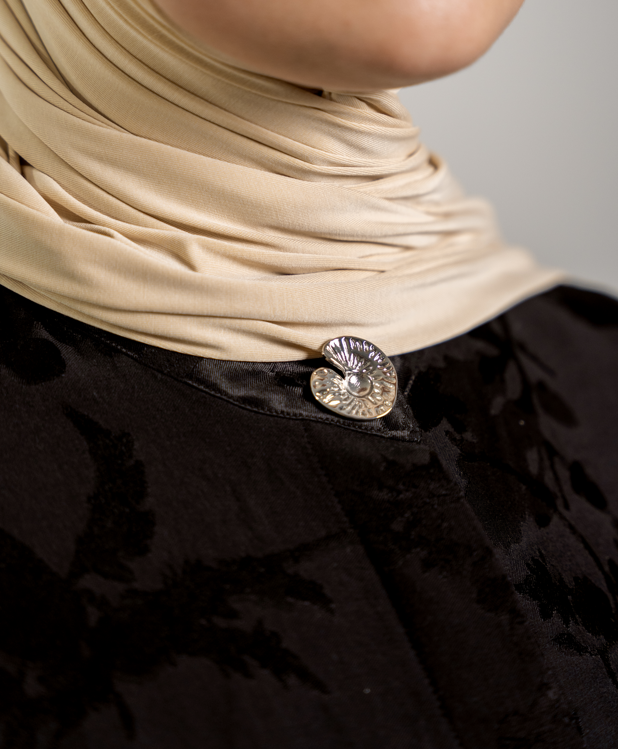 Noir Essence Abaya mit Jacquard Muster